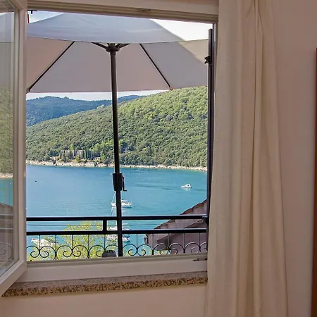 Two-bedroom In Ii *