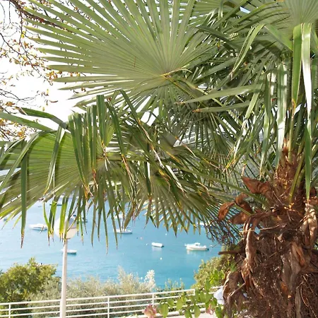 Two-bedroom In Ii Apartmán Rabac
