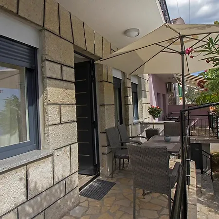 Apartmán Two-bedroom In Ii Rabac