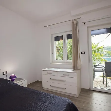 Appartement Two-bedroom In Ii